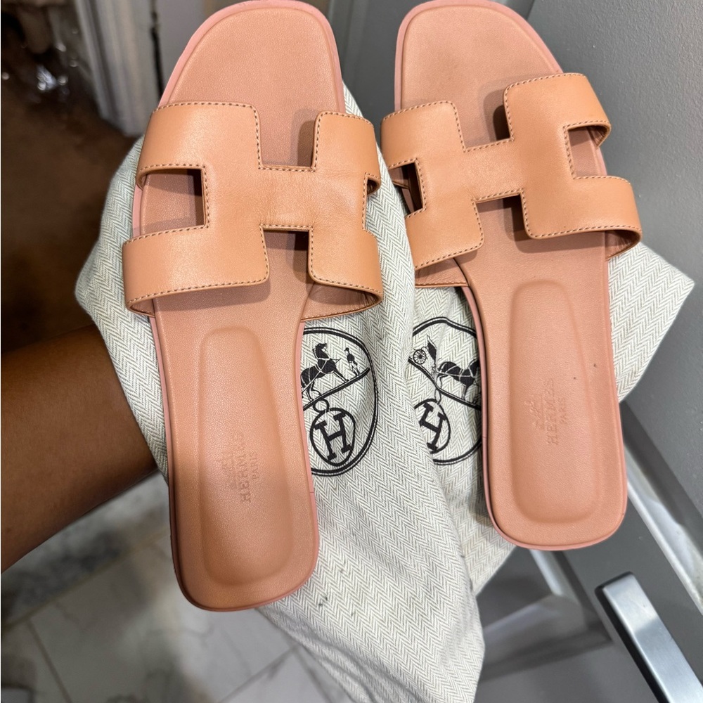 Women's Tan Slide Sandals
